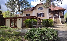 Imola Garden Vendégház